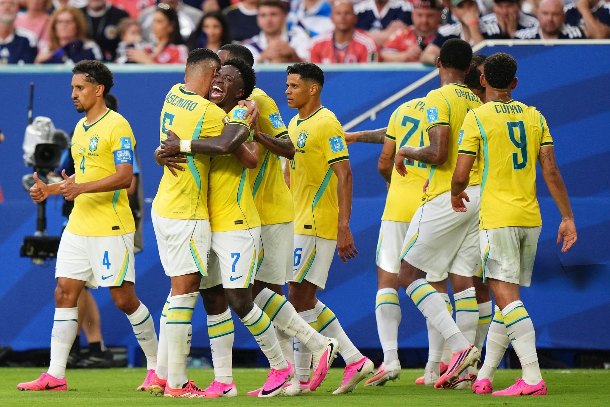 Vinicius and Cunha Steal the Show as Brazil Crush Scotland - Image 4